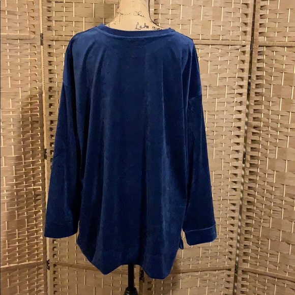 Woman Within Velour Top 30/32 NWT - Picture 3 of 6